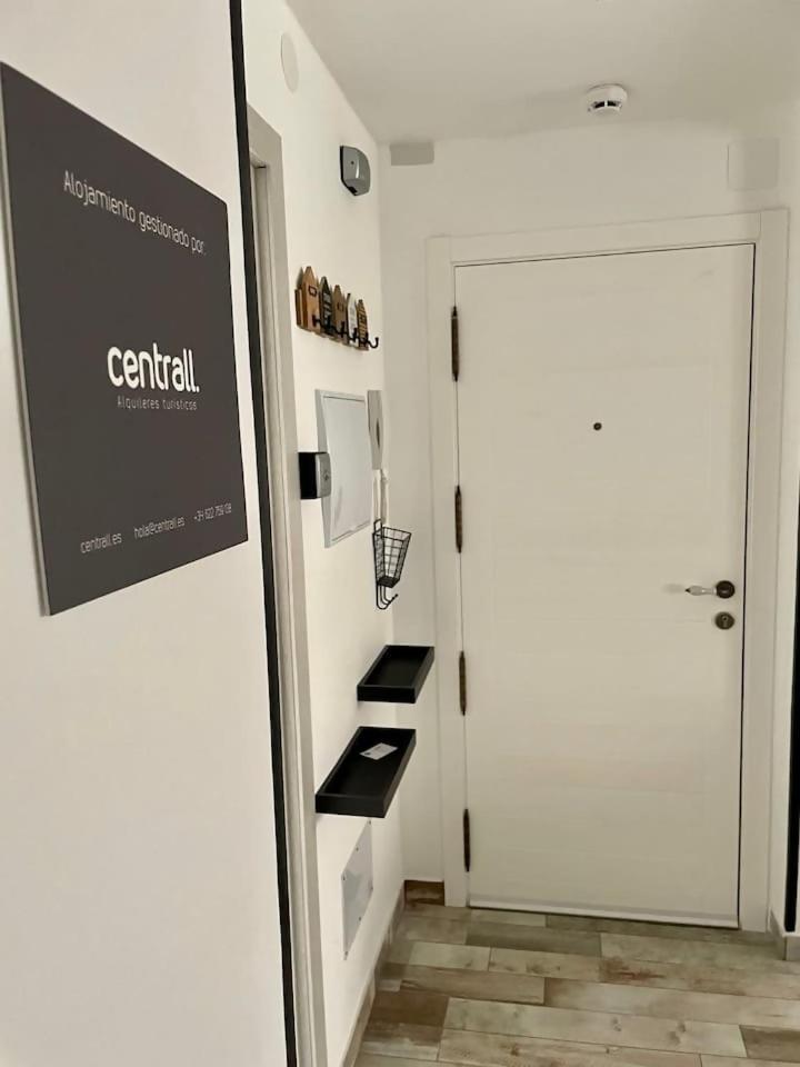 Apartamento 3 Hab Con Parking Junto A La Playa Nerja Exterior foto